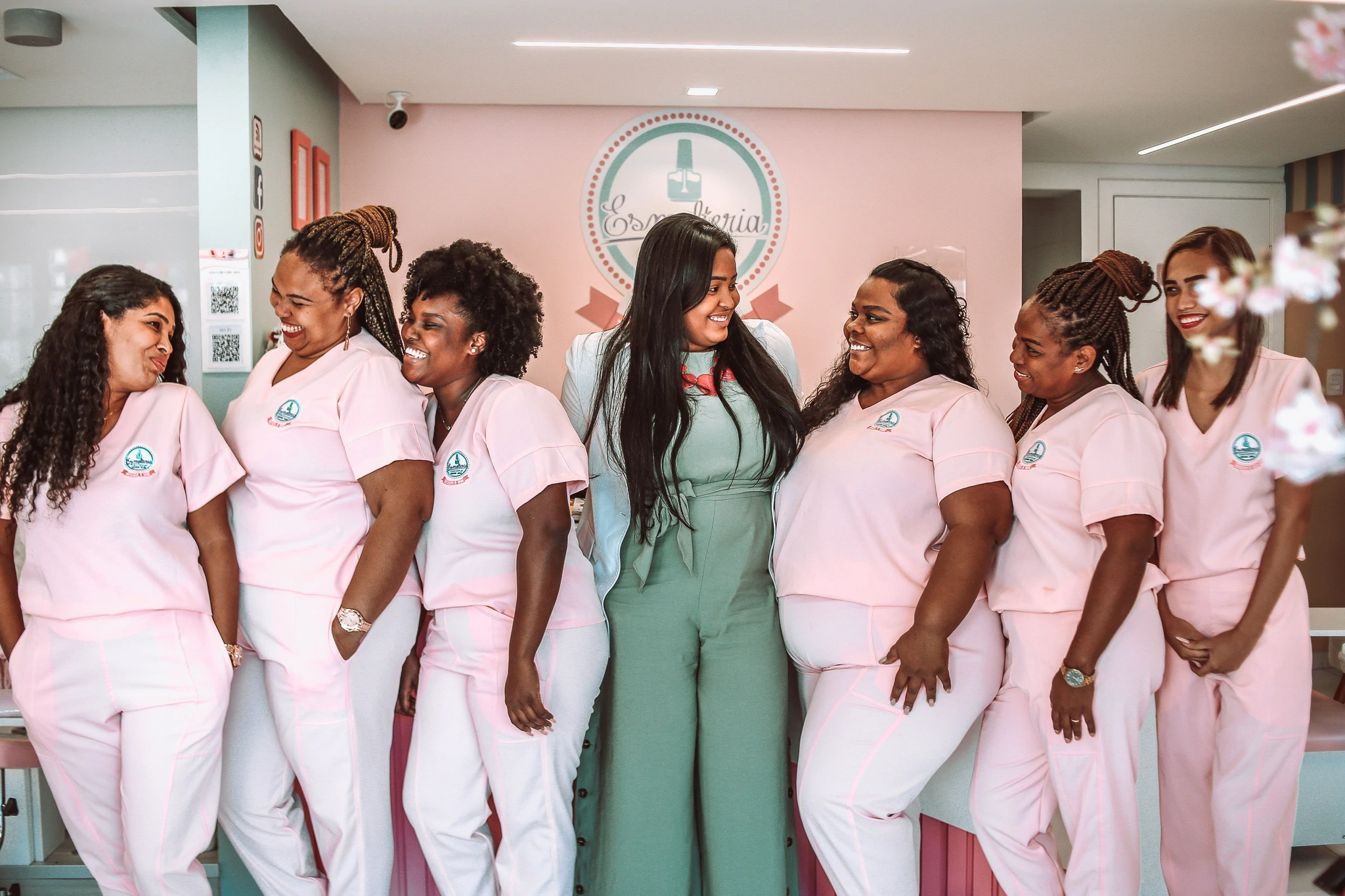 Atendimento diferenciado - Equipe pronta para encantar.